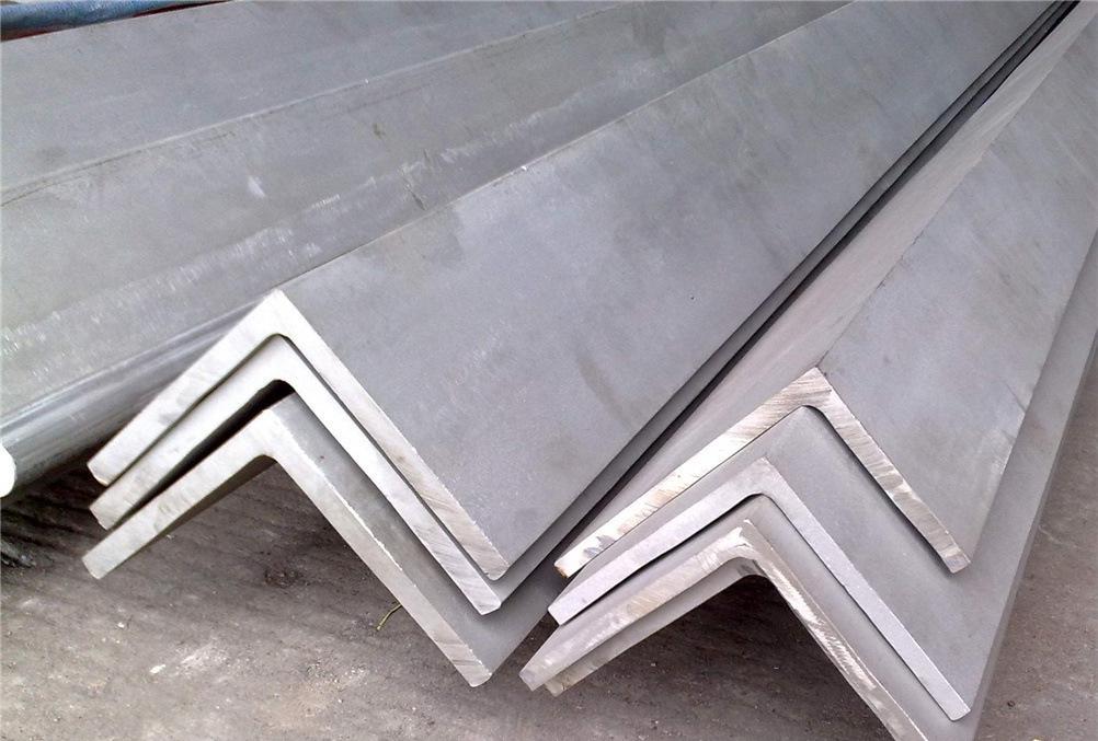 天津不锈钢角钢​需求比预料的弱 价格比想象的低