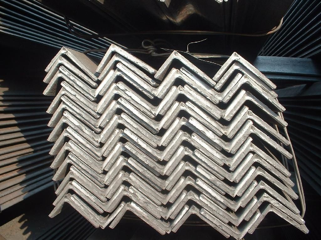 东莞不锈钢角钢市场如何304不锈钢角钢最近价格涨幅情况