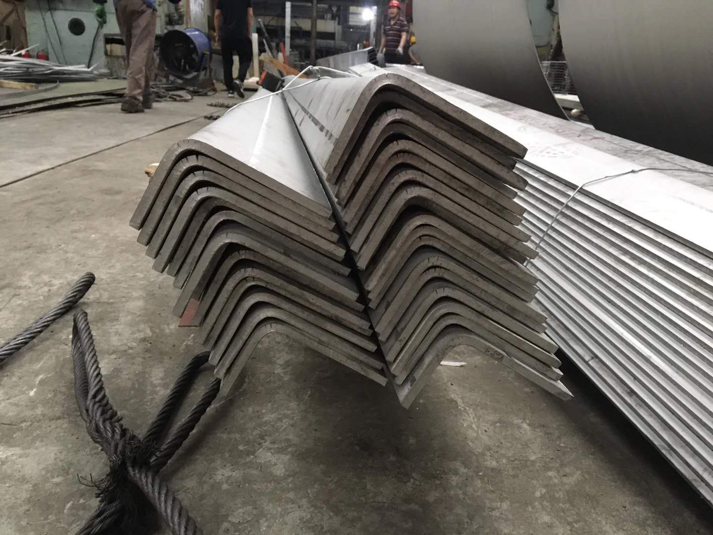 不锈钢角钢 厂家直销304不锈钢角钢 现货库存充足 支持货到付米